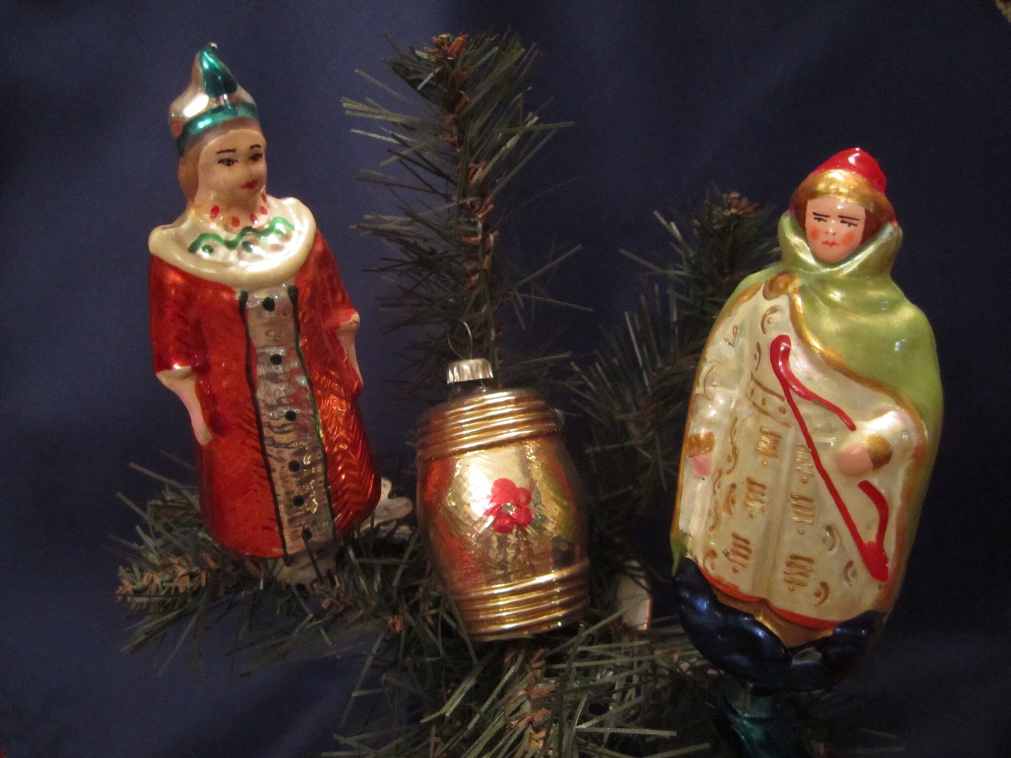 Рисунок: /upload/6. Царица, князь Гвидон и бочка из коллекции Ирины Тригуб.jpg