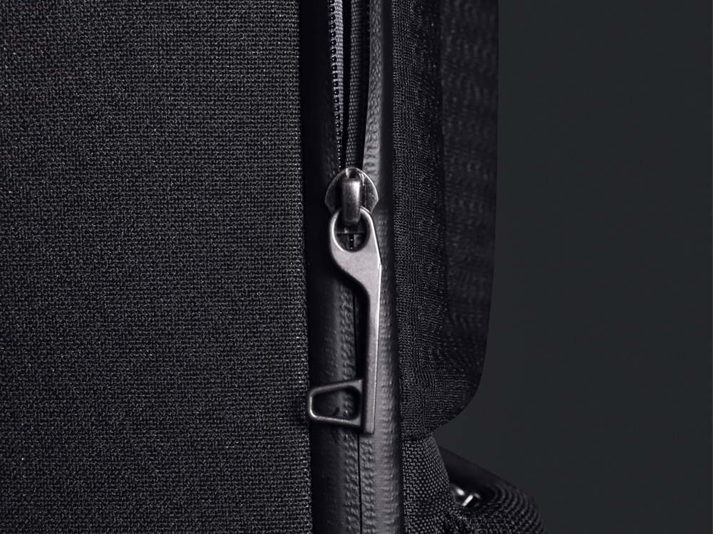 Водостойкий антикражный рюкзак Clickpack для ноутбука 15.6"