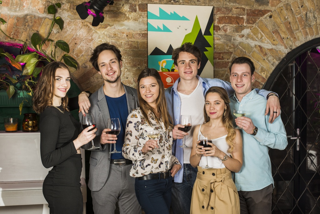 portrait-of-young-friends-holding-glasses-of-drinks-at-nightclub.jpg portrait-of-young-friends-holding-glasses-of-drinks-at-nightclub.jpg