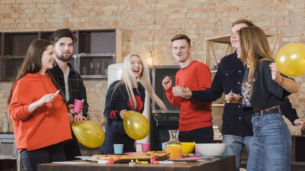 group-of-friends-at-a-party.jpg group-of-friends-at-a-party.jpg